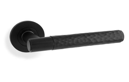 View Alexander & Wilks Spitfire Hammered Lever on Round Rose - Black offered by HiF Kitchens