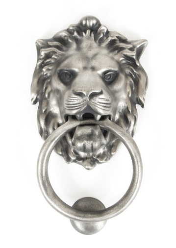33019 - Antique Pewter Lion Head Knocker - FTA Image 1