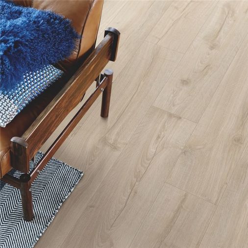 Pergo New England Oak Laminate Flooring Plank Sensation L0331-03369 Image 2