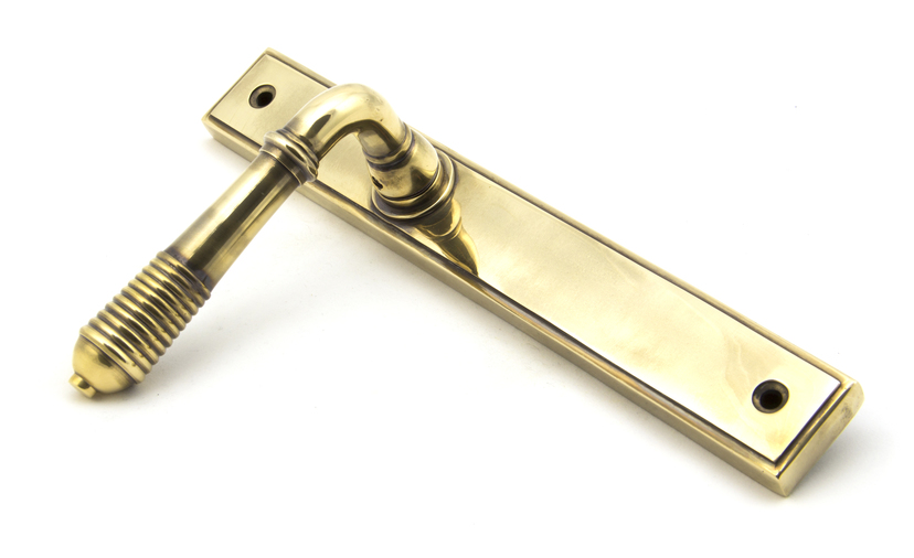 45419 - Aged Brass Reeded Slimline Lever Latch Set FTA Image 2