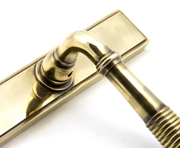45419 - Aged Brass Reeded Slimline Lever Latch Set FTA Image 6