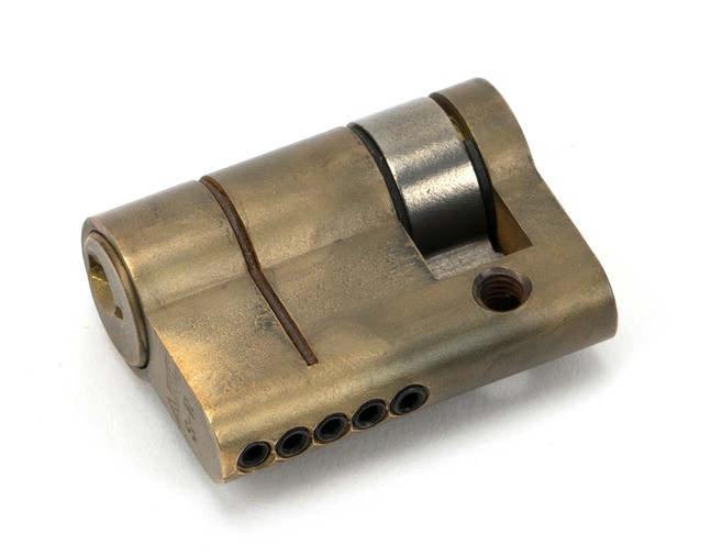 45879 - Aged Brass 30/10 5pin Single Cylinder FTA Image 1