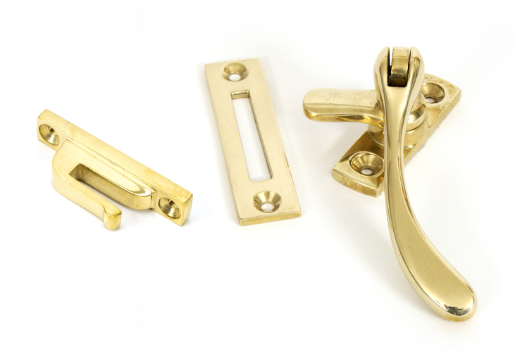 83696 - Polished Brass Peardrop Fastener - FTA Image 1