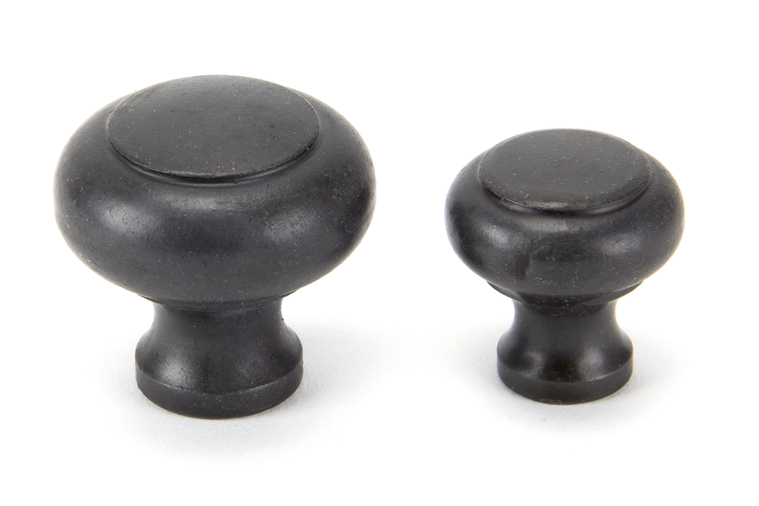 92100 - From The Anvil Beeswax Regency Cabinet Knob - Small - FTA Image 3