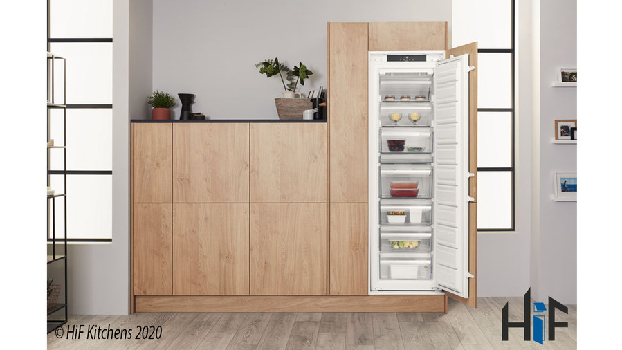 Hotpoint Freezer Integrated Frost Free A+ (1772mm) HOT/HF1801EF1UK Image 2