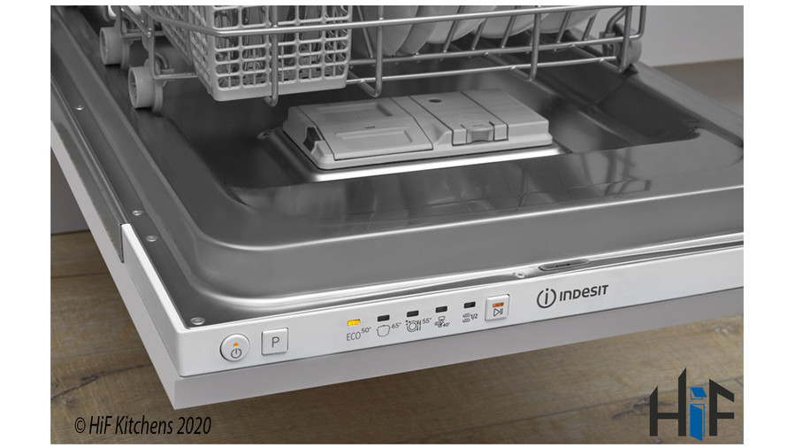 Indesit DSIE 2B10 UK Fast Eco Cycle Integrated Dishwasher Image 4