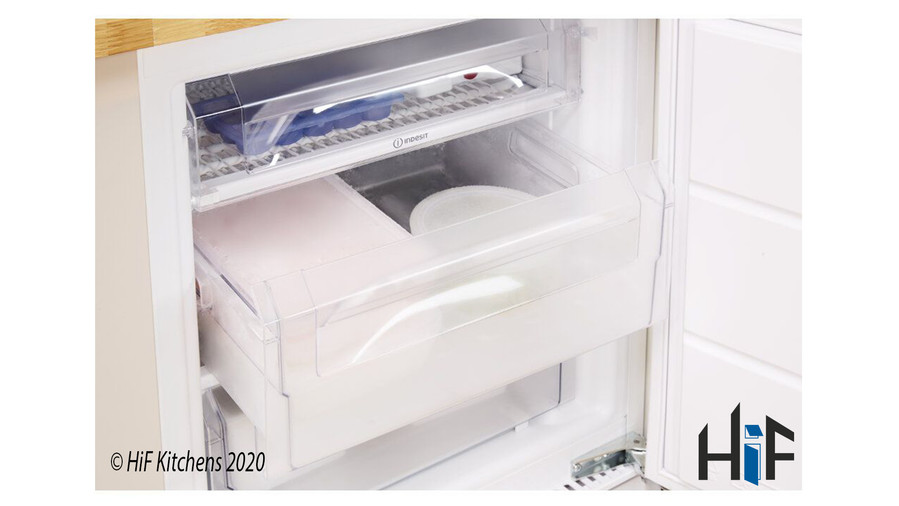 Indesit IZ A1.UK.1 Integrated Freezer In White Image 3