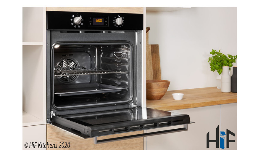 Indesit Aria IFW 6340 BL UK Single Oven Image 5