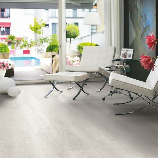 Pergo Studio Oak Laminate Flooring Plank Sensation L0331-03867 Image 3